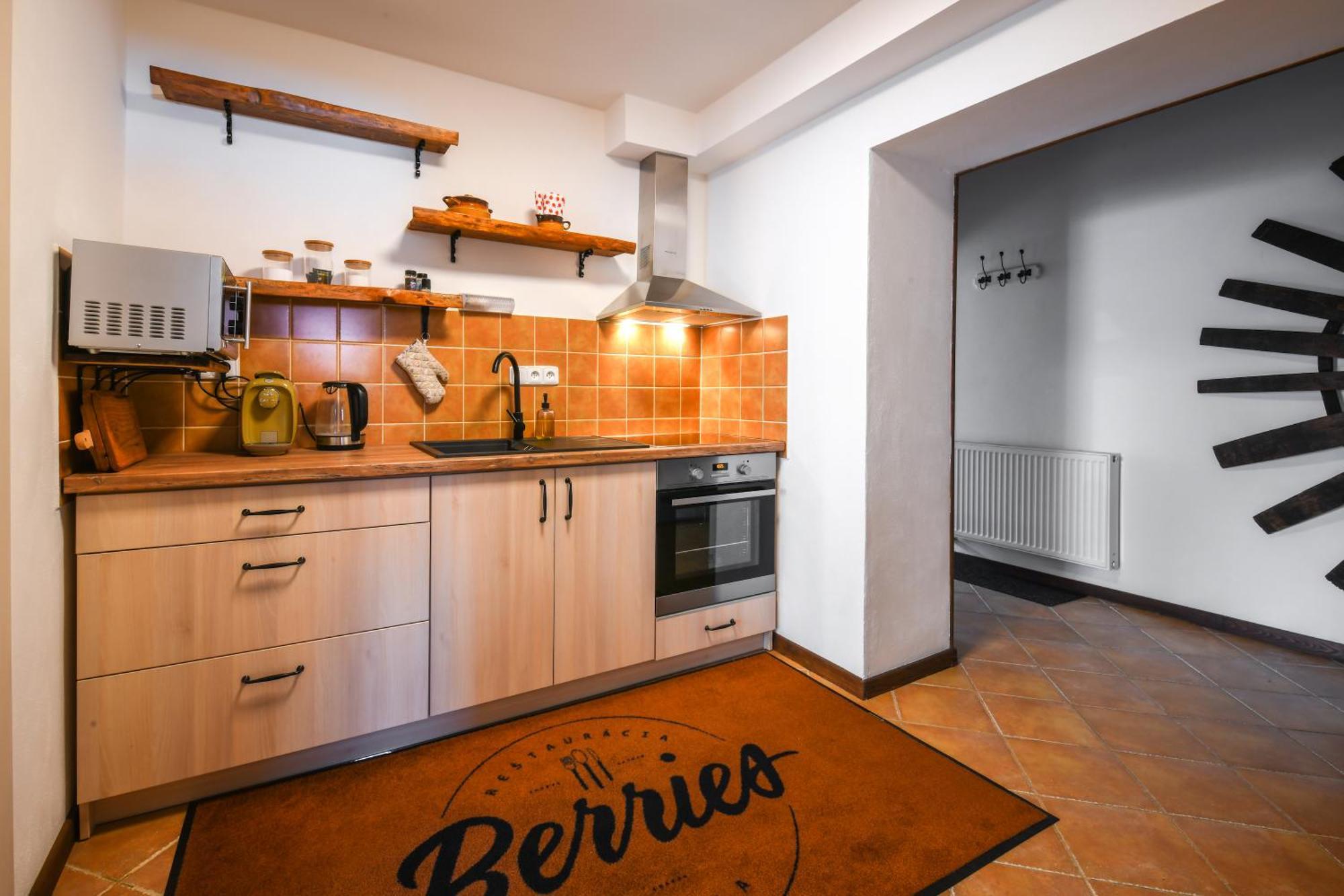 Apartmany Berries Valča Zewnętrze zdjęcie